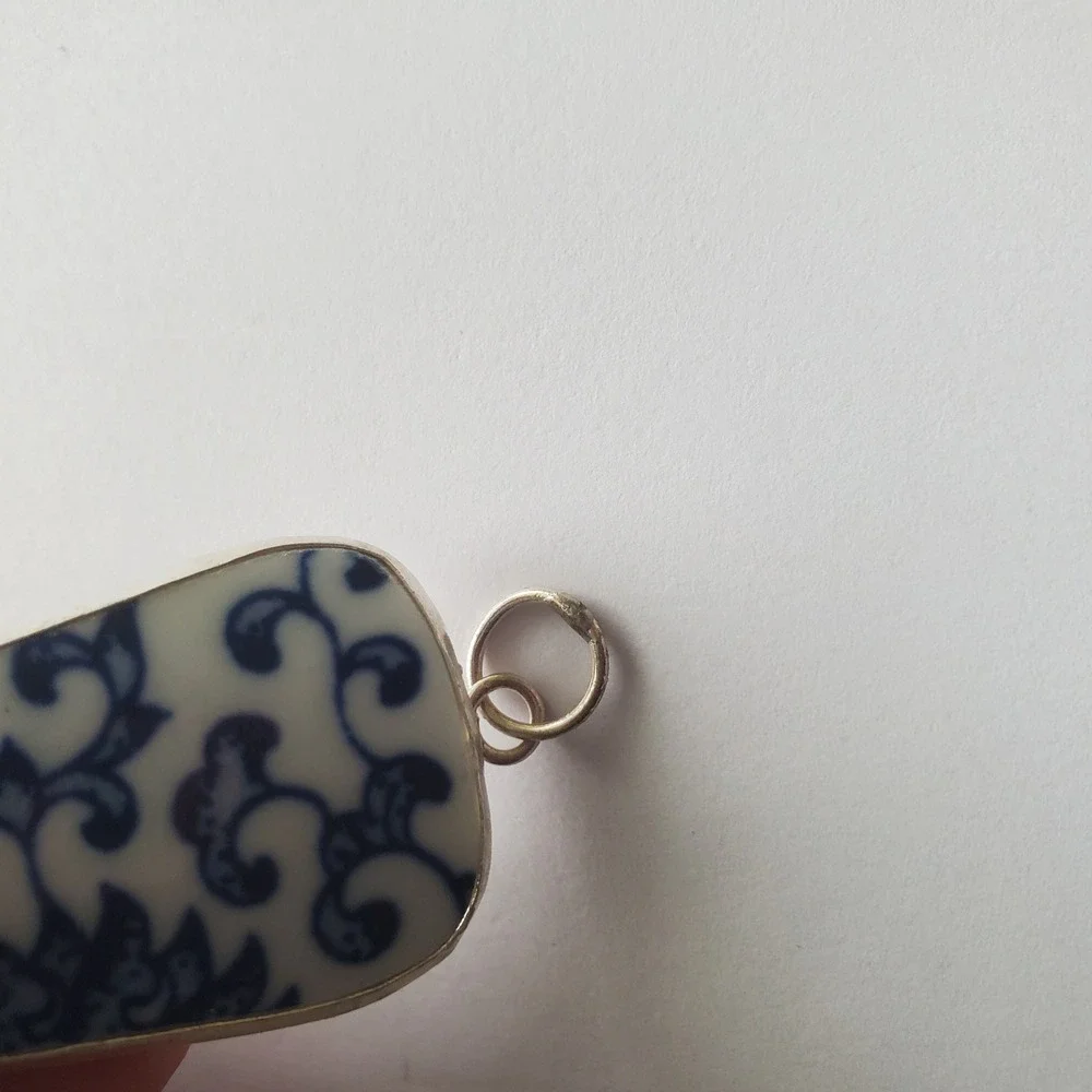 Broken China Pendant Blue & White Floral Repurposed Pottery Shard‎ Focal Jewelry